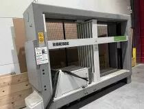 Cadreuse de corps &eacute;lectrom&eacute;canique &agrave; auto-chargement BIESSE Type COSMO