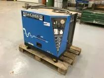 Compresseur  vis DEVILBISS type B5900 LN
