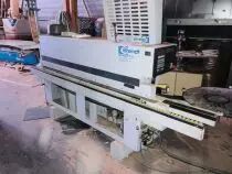 Plaqueuse de chant HOMAG-BRANDT Type OPTIMAT KD56