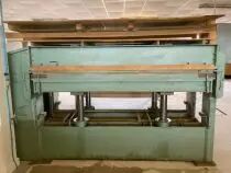 Presse à chaud DELOUETS type PH 120 T 
