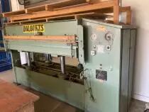 Presse à chaud DELOUETS type PH 120 T 